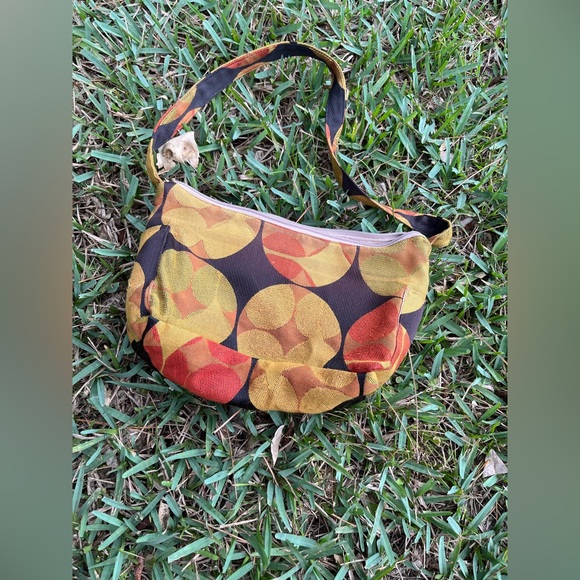 Purse - Picture 2 of 3